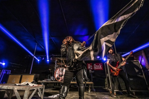 Skindred-7634